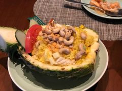 菠萝海鲜炒饭-mango tree芒果树泰国餐厅(青岛万象城店)