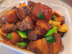嘉丰红烧肉-嘉丰湘菜馆(芳群园店)