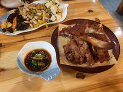 -六禾熏酱小酒馆·东北菜(海甸岛店)