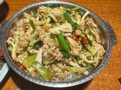 -95号酱骨·一块豆腐(展春园西路店)