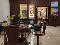 -醉辉皇上海之巅(上海中心大厦店)