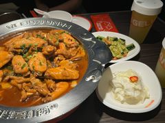 -胖哥俩肉蟹煲(华贸店)