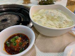 -渝君重庆火锅(嘉宾路店)