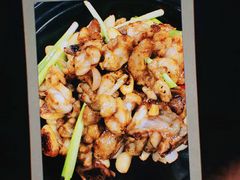 生啫姜葱牛蛙煲-泛太平洋大酒店·海天楼中餐厅·粤菜