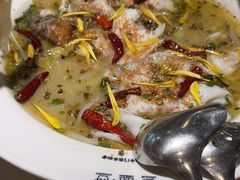 -渔语鱼酸菜鱼新川菜(来福士店)