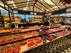 -乐蓬马歇百货公司(Rive Gauche)