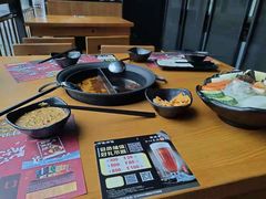 -呷哺呷哺(星光天地店)