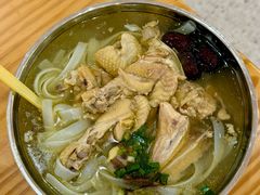 -燕子煨汤(山海关路店)