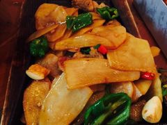 豆蔻电影主题餐厅(四牌楼店)-豆蔻电影主题餐厅(四牌楼店)