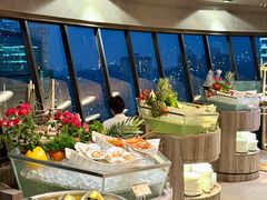 -广州花园酒店-凌璇阁360度高空海鲜自助餐CAROUSEL