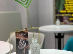 餐具摆设-GODIVA(月星环球港店)