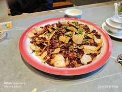 犇犇轰炸鸡-赵小犇·江湖川菜馆