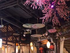 -韵秋荷(宝山龙湖天街店)