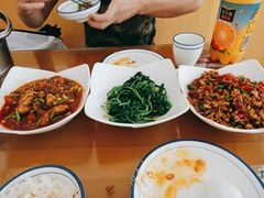 小青菜-邻家小馆(银都店)