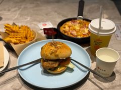 -必胜客(上海新南方商城PH店)