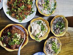 -小杨翘脚牛肉