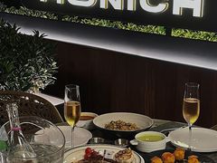 -MONICH牛排融合餐厅(和义大道购物中心店)