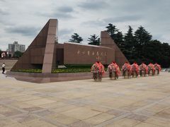 -上海市龙华烈士陵园