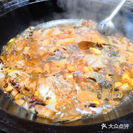 鲜鱼跳锅小胖灶台鱼