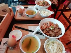 -熊吞·大碗丼烧肉饭(济宁万达广场店)