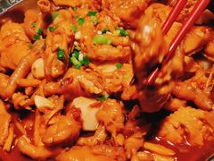 鸡爪煲-胖哥俩肉蟹煲(世茂国际广场店)