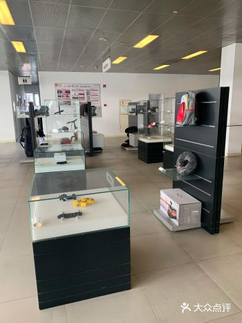 奥迪（Audi）是德国大众汽车集团子公司奥迪汽车公司