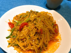 -香巴拉云南餐厅(华莱坞店)