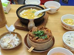 -有红鸡毛店·砂锅菜(抚琴夜市店)