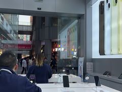 -Apple授权专营店(宝山万达店)