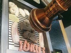 -臻牛烤肉