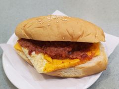 招牌咸牛肉芝士猪仔包-华嫂冰室(尖沙咀店)