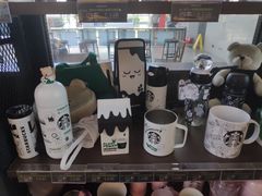 零售区-星巴克(宜兴高铁站店)