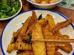 -云阿蛮云南生烫牛肉米线(奉贤路店)