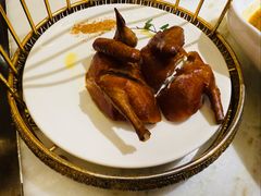 脆皮乳鸽-径山十八道·风味民间菜(华夏之心店)