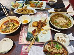 -老赵太太麻辣烫涮肚馆(大经路店)