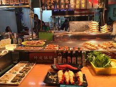 -六合夜市