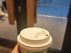 -星巴克臻选(上海合生汇1F店)