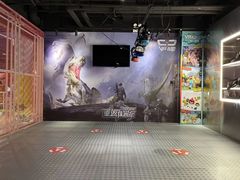 -VR+乐园·VR电竞·家庭亲子·密室逃脱·轰趴团建