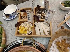 -阿婆情腊排骨火锅(金虹路店)