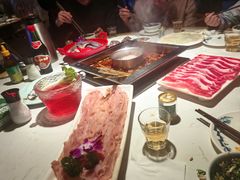 -二荆条·蜀鲜汇城市森林火锅