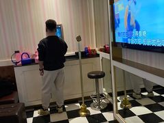 -星聚会KTV(合生汇黑金店)