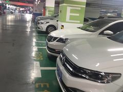 -奉贤宝龙城市广场·停车场