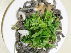 -黑八私房老北京炸酱面