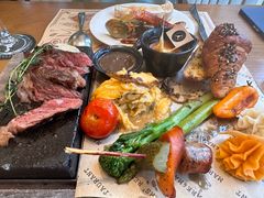 -Mark&Mars Restaurant