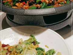 -楼兰古丽·新疆拌面·清真(华阳城店)