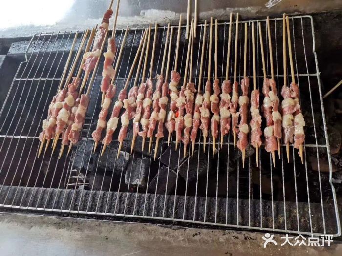 松山湖南湖湾露营营地图片