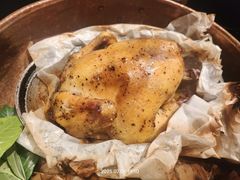 黑胡椒烤杭州叫花鸡-桂满陇·蟹黄小笼汤包(清河万象店)