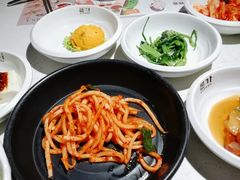 餐前小菜-本家韩国烤肉(青岛万象城店)