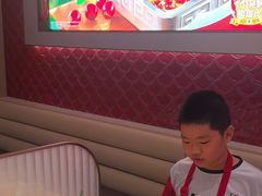 -海底捞火锅(杭州庆春路夜宵主题店)