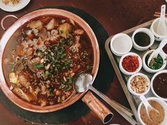 -朝伟清真铜瓢牛肉馆(三十年老·店)